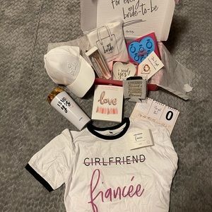 Girlfriend-Fiancé T-Shirt, bride to be items